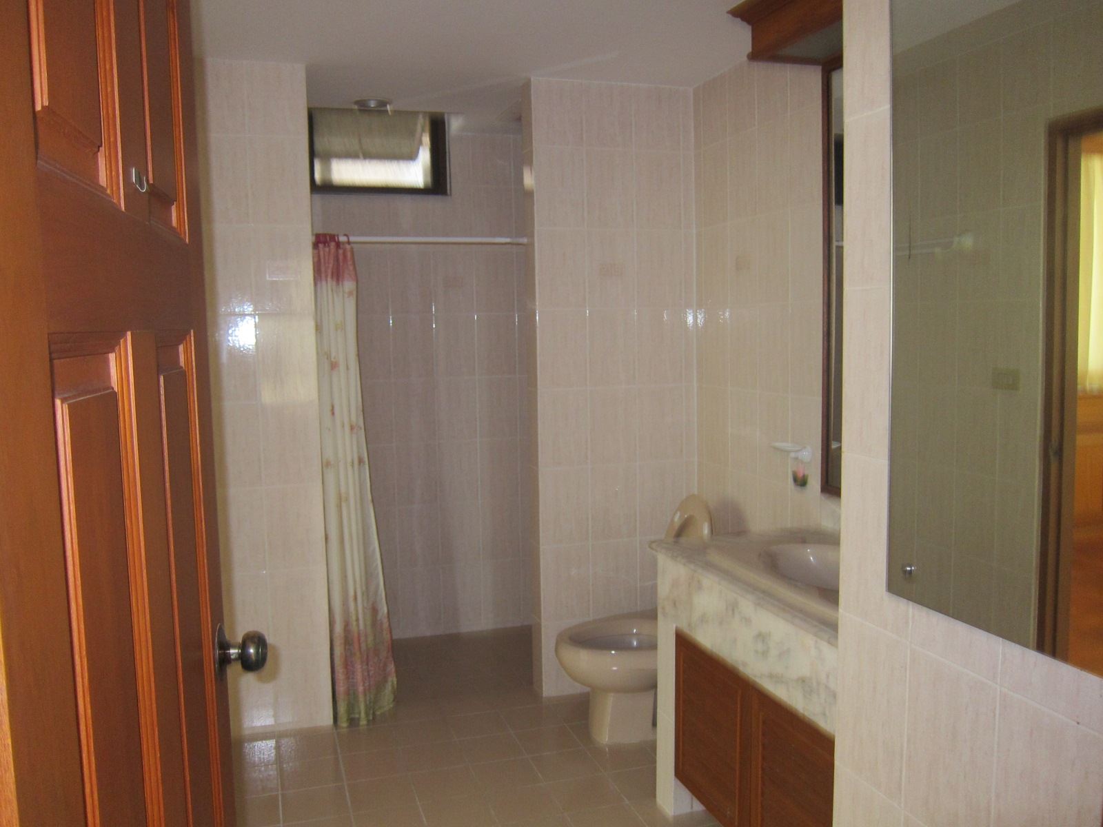 Ruamsuk Condominium