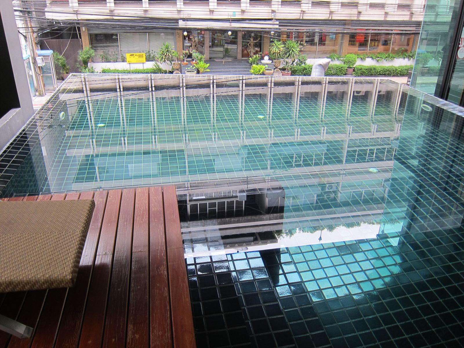 RENDE Sukhumvit 23